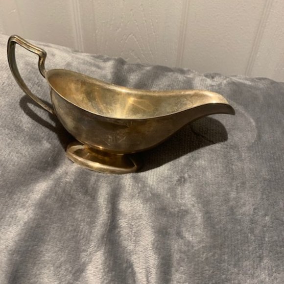 VINTAGE  SILVER-PLATED GRAVEY BOAT/MARKINGS - Picture 1 of 2